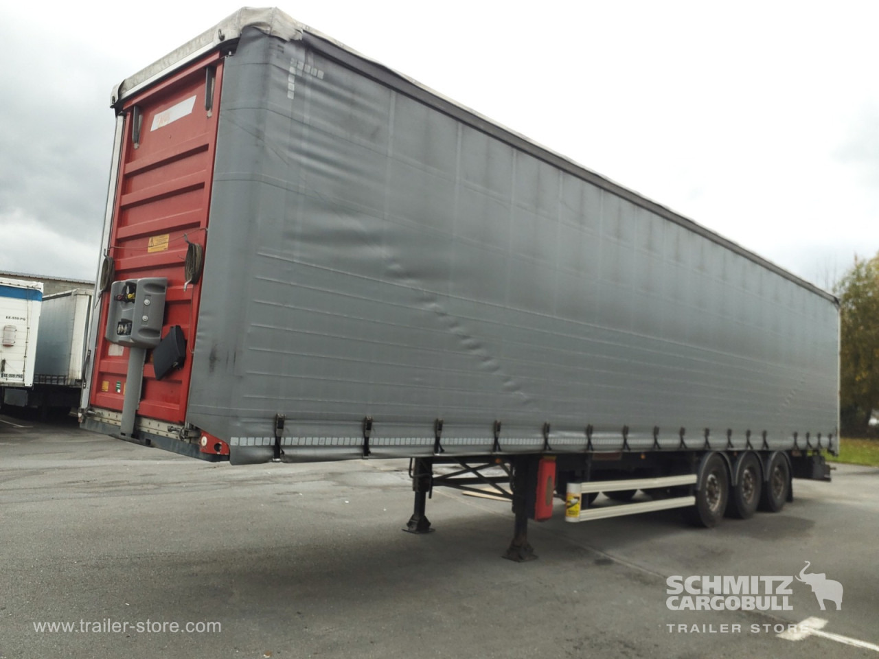 FRUEHAUF Curtainsider Standard - Semi-remorque rideaux coulissants: photos 5 FRUEHAUF Curtainsider Standard - Semi-remorque rideaux coulissants: photos 5