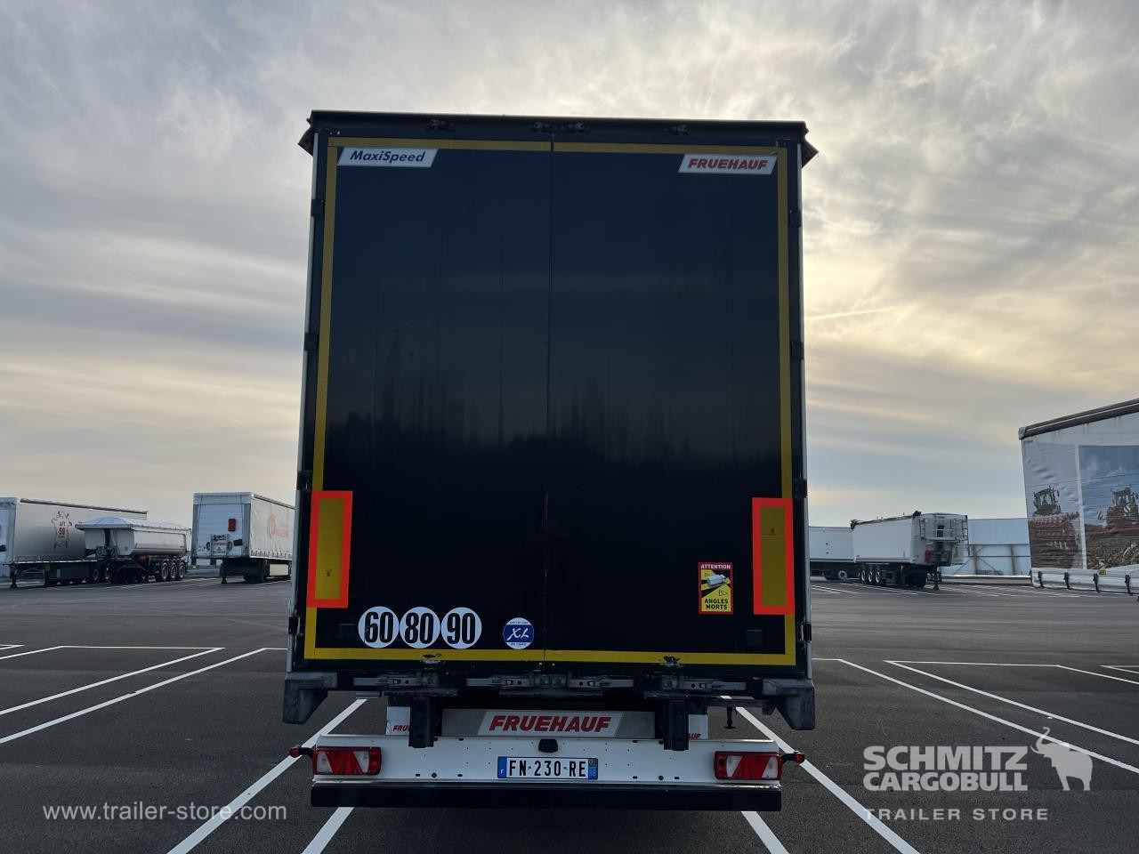 Semi-remorque rideaux coulissants FRUEHAUF Curtainsider Standard: photos 6