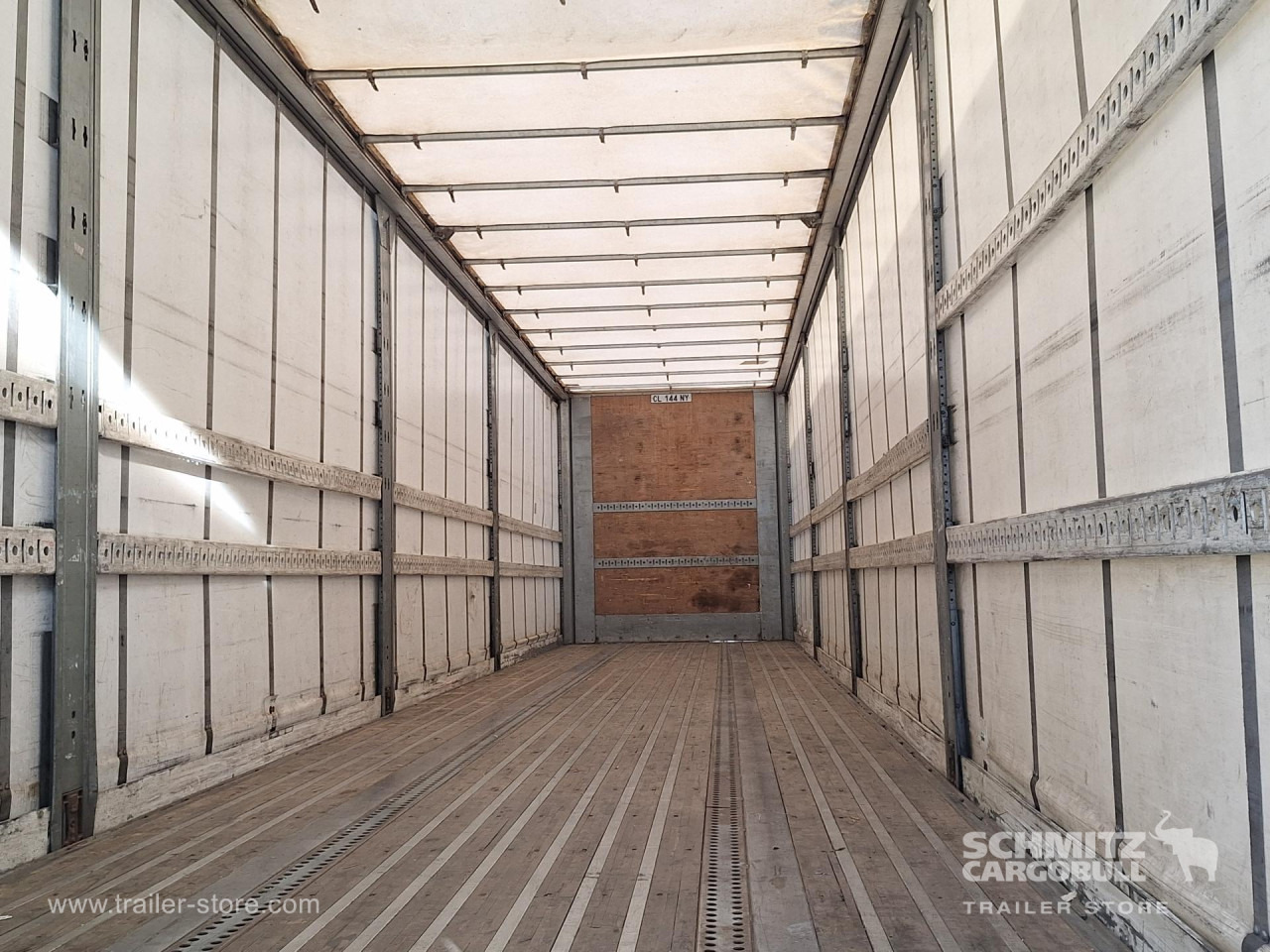 FRUEHAUF Curtainsider Standard Taillift - Semi-remorque rideaux coulissants: photos 4 FRUEHAUF Curtainsider Standard Taillift - Semi-remorque rideaux coulissants: photos 4