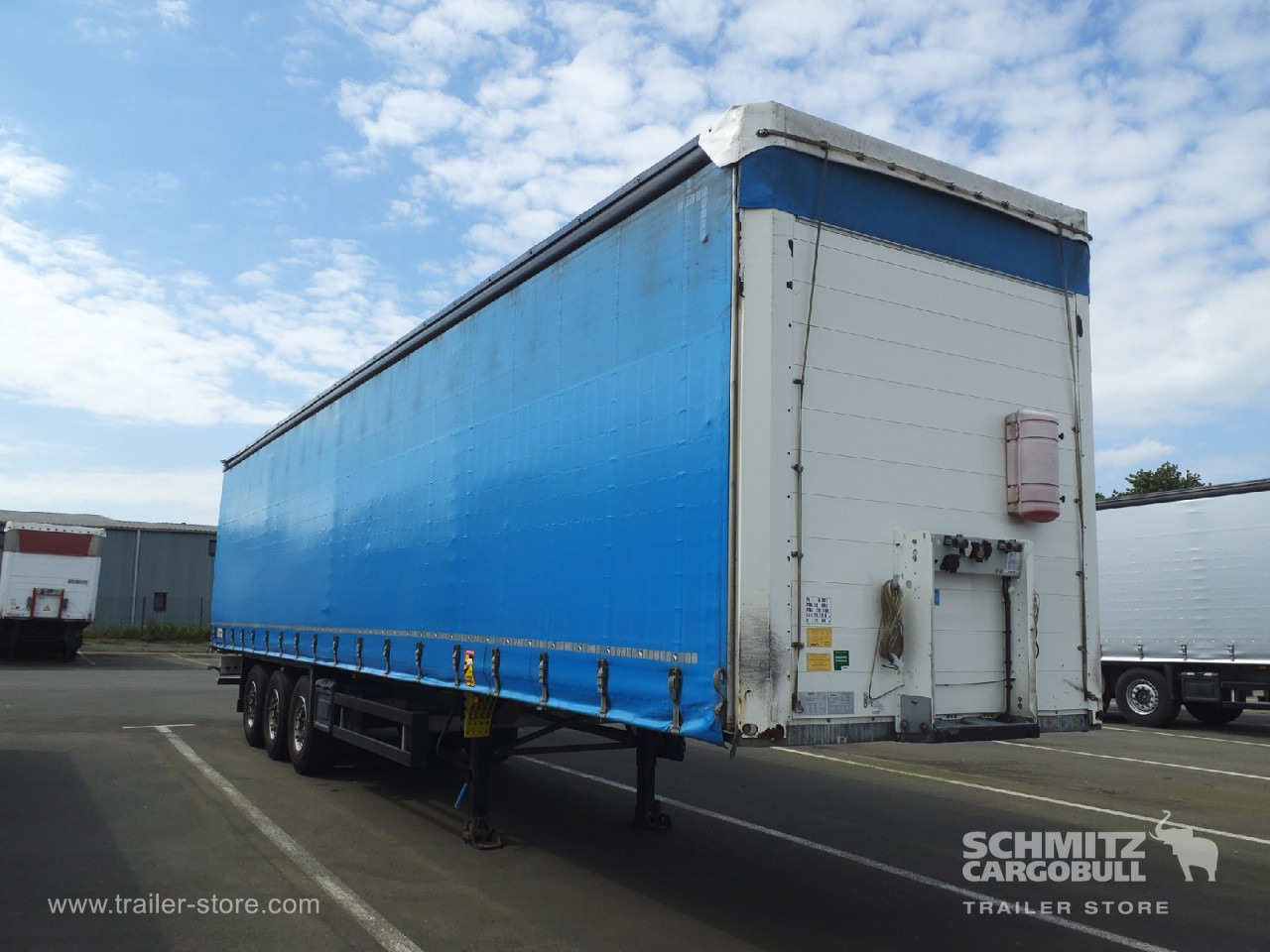 SCHMITZ Curtainsider Standard - Semi-remorque rideaux coulissants: photos 1 SCHMITZ Curtainsider Standard - Semi-remorque rideaux coulissants: photos 1