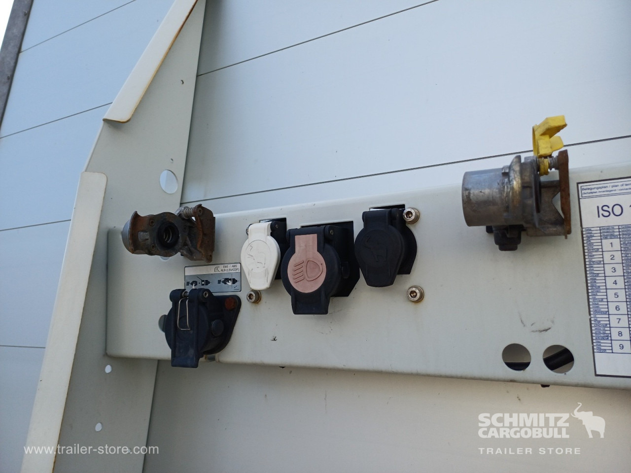 SCHMITZ Auflieger Curtainsider Mega - Semi-remorque rideaux coulissants: photos 2 SCHMITZ Auflieger Curtainsider Mega - Semi-remorque rideaux coulissants: photos 2