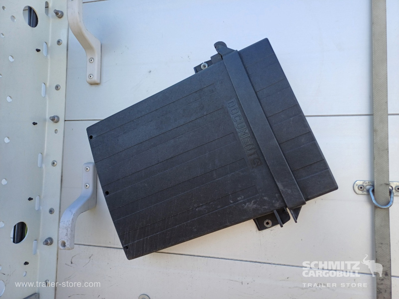 SCHMITZ Auflieger Curtainsider Standard - Semi-remorque rideaux coulissants: photos 5 SCHMITZ Auflieger Curtainsider Standard - Semi-remorque rideaux coulissants: photos 5