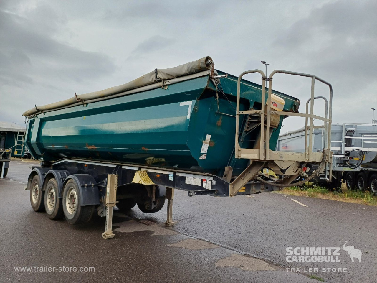 SCHWARZMUELLER Auflieger Kipper Stahlrundmulde 26m³ - Semi-remorque benne: photos 1 SCHWARZMUELLER Auflieger Kipper Stahlrundmulde 26m³ - Semi-remorque benne: photos 1