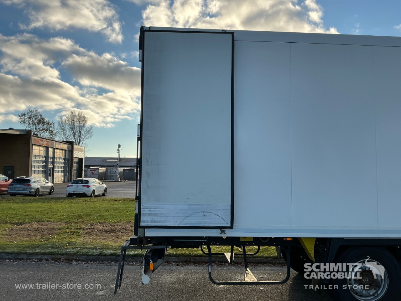 Semi-remorque isothermique KRONE Reefer Standard: photos 13 Semi-remorque isothermique KRONE Reefer Standard: photos 13