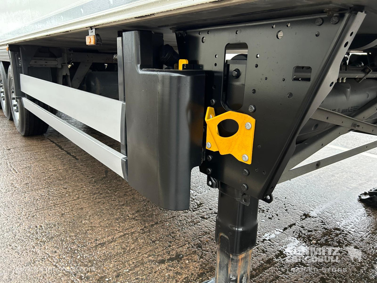 SCHMITZ Reefer Multitemp - Semi-remorque isothermique: photos 2 SCHMITZ Reefer Multitemp - Semi-remorque isothermique: photos 2