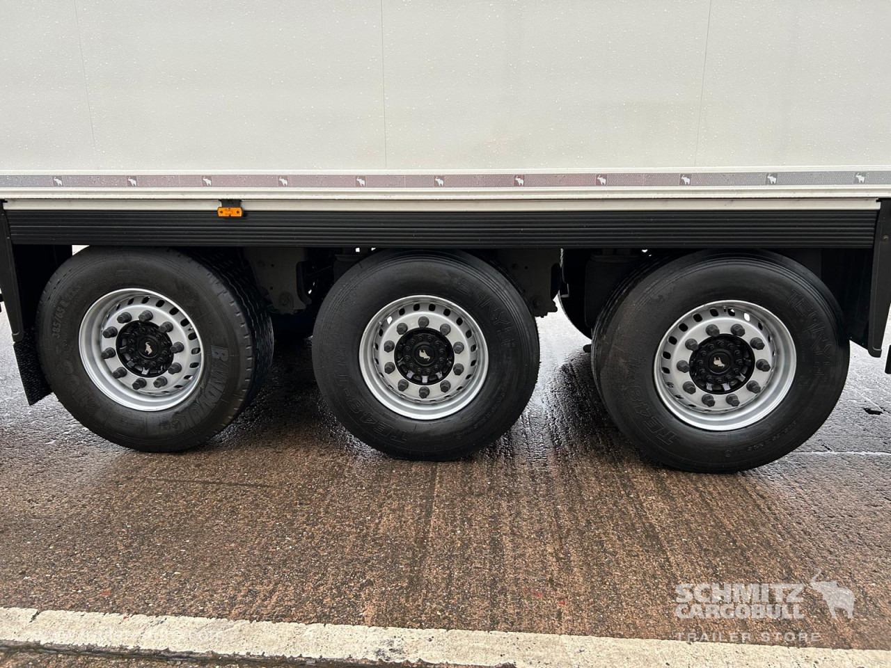 SCHMITZ Reefer Multitemp - Semi-remorque isothermique: photos 5 SCHMITZ Reefer Multitemp - Semi-remorque isothermique: photos 5