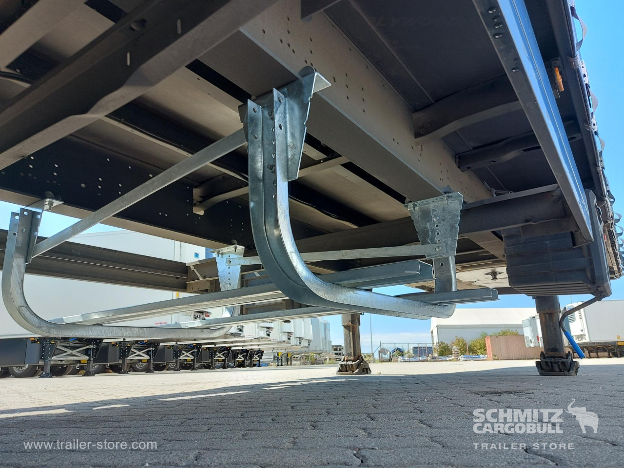 Semi-remorque rideaux coulissants SCHMITZ Curtainsider Mega: photos 14 Semi-remorque rideaux coulissants SCHMITZ Curtainsider Mega: photos 14