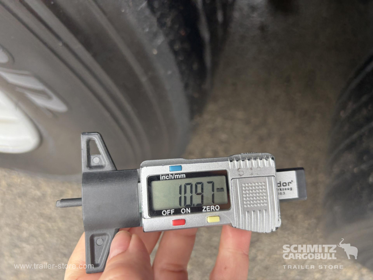 SCHMITZ Curtainsider Standard - Semi-remorque rideaux coulissants: photos 2 SCHMITZ Curtainsider Standard - Semi-remorque rideaux coulissants: photos 2