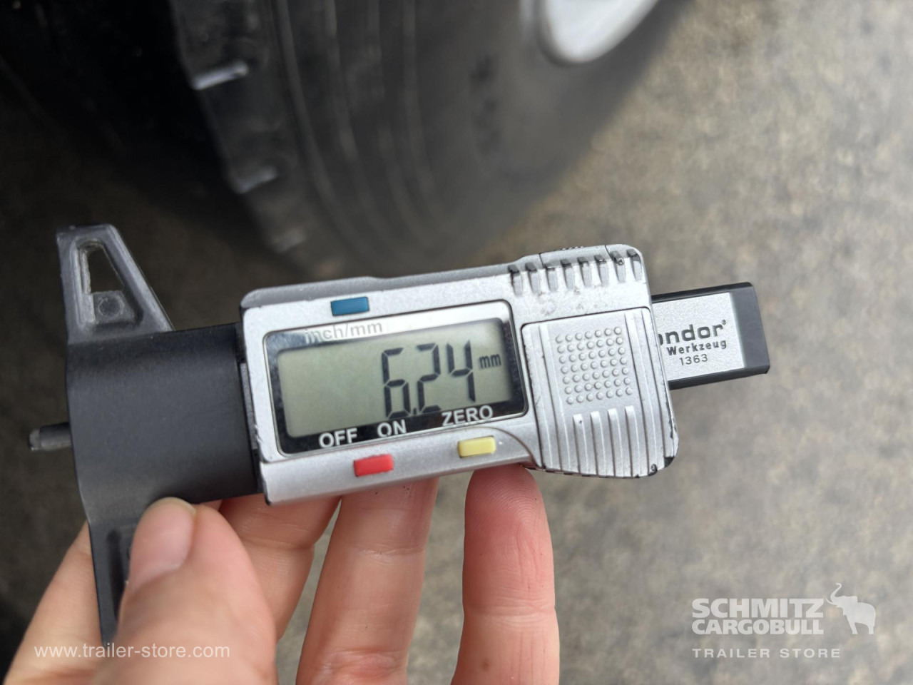 SCHMITZ Curtainsider Standard - Semi-remorque rideaux coulissants: photos 3 SCHMITZ Curtainsider Standard - Semi-remorque rideaux coulissants: photos 3