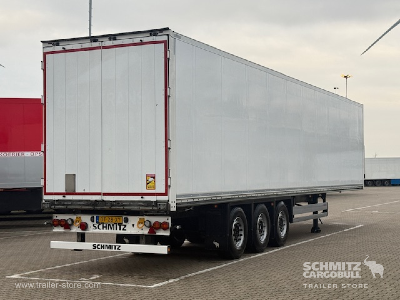 SCHMITZ Oplegger Kasten Standard - Semi-remorque fourgon: photos 1 SCHMITZ Oplegger Kasten Standard - Semi-remorque fourgon: photos 1