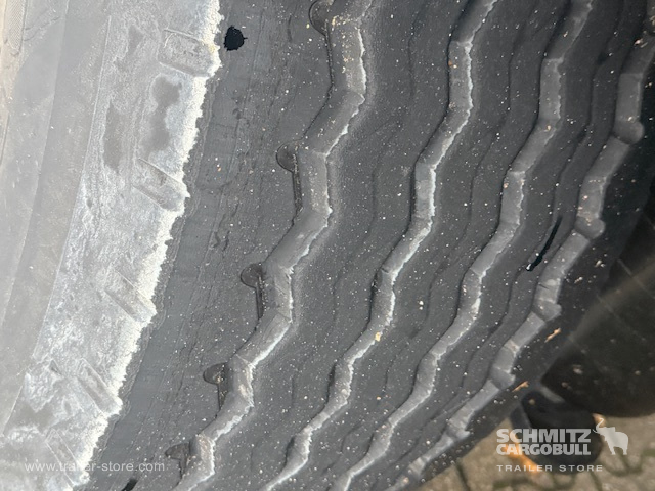 SCHMITZ Oplegger Kasten Standard - Semi-remorque fourgon: photos 5 SCHMITZ Oplegger Kasten Standard - Semi-remorque fourgon: photos 5