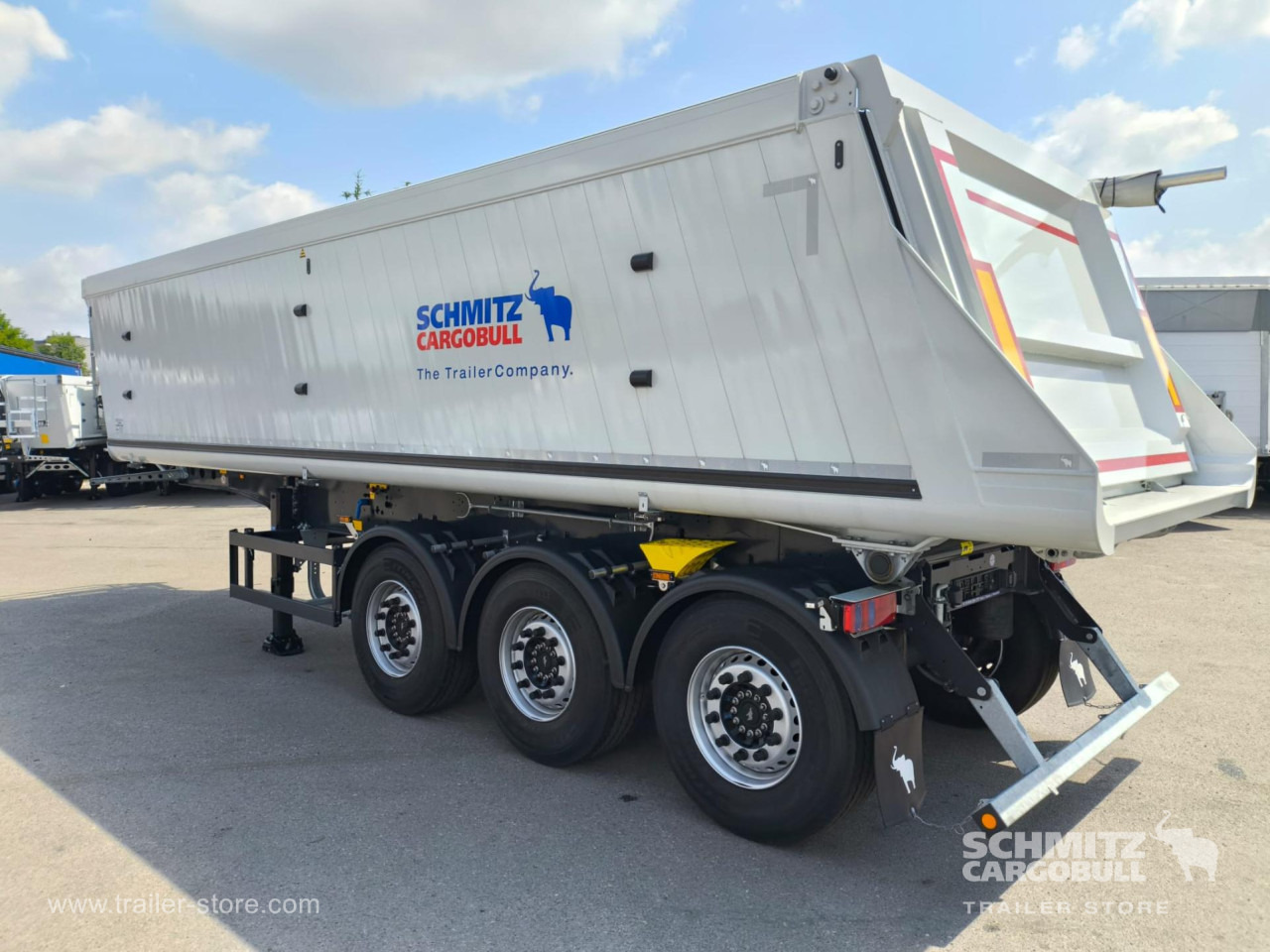 SCHMITZ Tipper alu-square sided body 33m³ - Semi-remorque benne: photos 3 SCHMITZ Tipper alu-square sided body 33m³ - Semi-remorque benne: photos 3