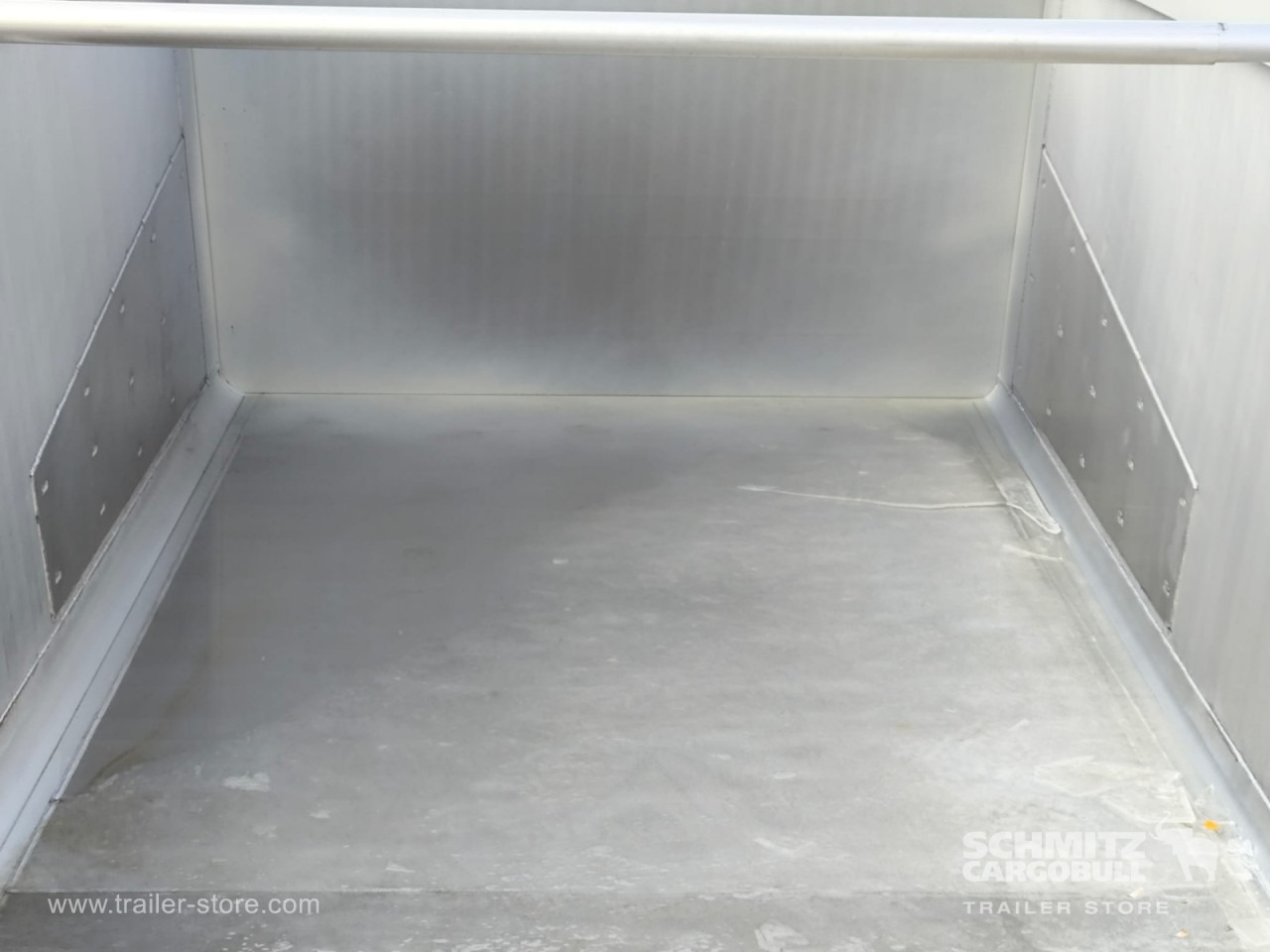 SCHMITZ Tipper alu-square sided body 33m³ - Semi-remorque benne: photos 4 SCHMITZ Tipper alu-square sided body 33m³ - Semi-remorque benne: photos 4