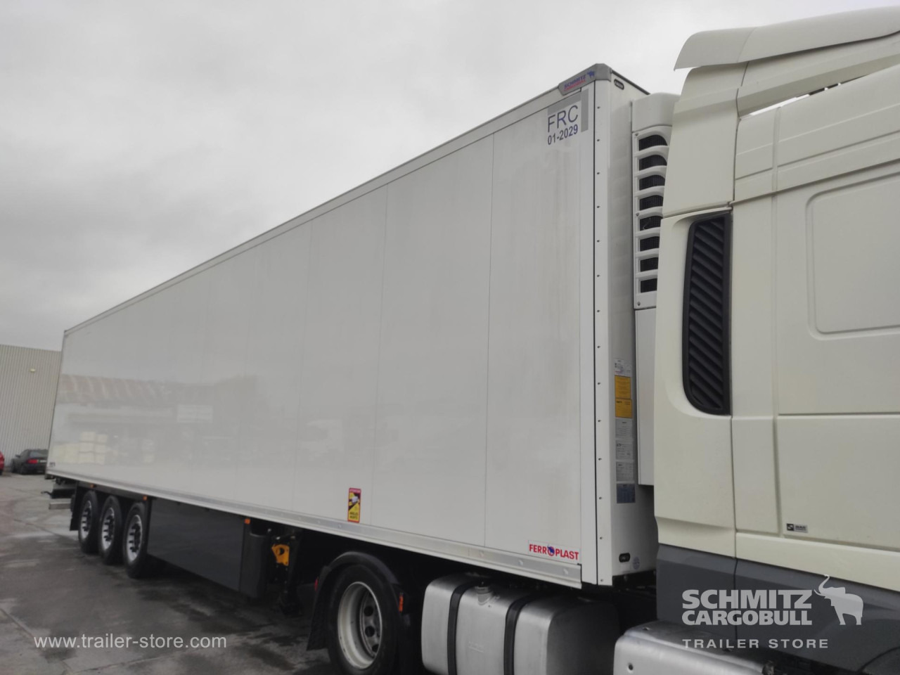 SCHMITZ Напівпричіп Стандартний - Semi-remorque isothermique: photos 1 SCHMITZ Напівпричіп Стандартний - Semi-remorque isothermique: photos 1