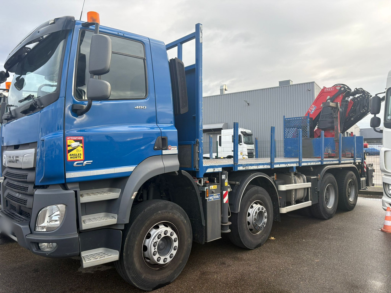 DAF CF 480 8x4 E6 / Fassi F315A.2.26 crane / flatbedCF 480 8x4 E6 / Fassi F315A.2.26 crane / flatbed - Camion plateau, Camion grue: photos 3 DAF CF 480 8x4 E6 / Fassi F315A.2.26 crane / flatbedCF 480 8x4 E6 / Fassi F315A.2.26 crane / flatbed - Camion plateau, Camion grue: photos 3