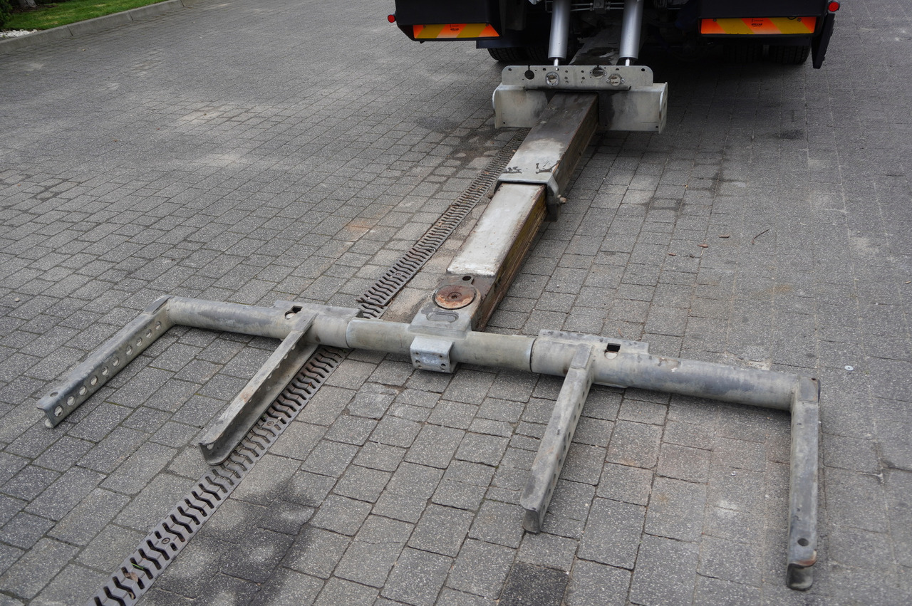 Remorqueuse IVECO Eurocargo 160-210 / 75,000 km! / OMARS lowered tow truck platform / Fork: photos 11