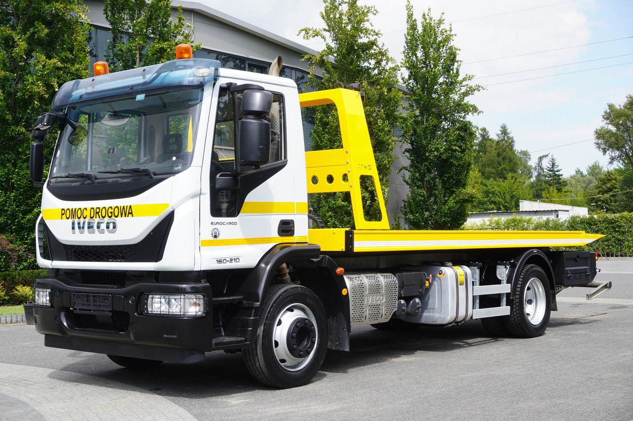 IVECO Eurocargo 160-210 / 75,000 km! / OMARS lowered tow truck platform / Fork - Remorqueuse: photos 2 IVECO Eurocargo 160-210 / 75,000 km! / OMARS lowered tow truck platform / Fork - Remorqueuse: photos 2