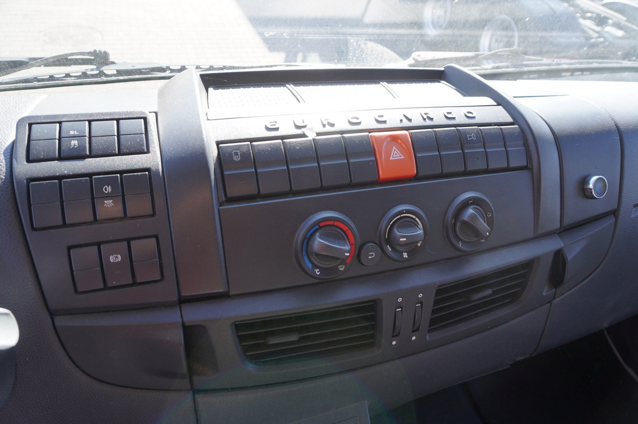 Camion fourgon IVECO Eurocargo 160E21 / Only 11 thousand km!!! / Box 18 EPAL: photos 22 Camion fourgon IVECO Eurocargo 160E21 / Only 11 thousand km!!! / Box 18 EPAL: photos 22