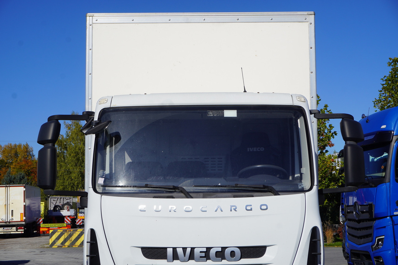 Camion fourgon IVECO Eurocargo 160E21 / Only 11 thousand km!!! / Box 18 EPAL: photos 8 Camion fourgon IVECO Eurocargo 160E21 / Only 11 thousand km!!! / Box 18 EPAL: photos 8