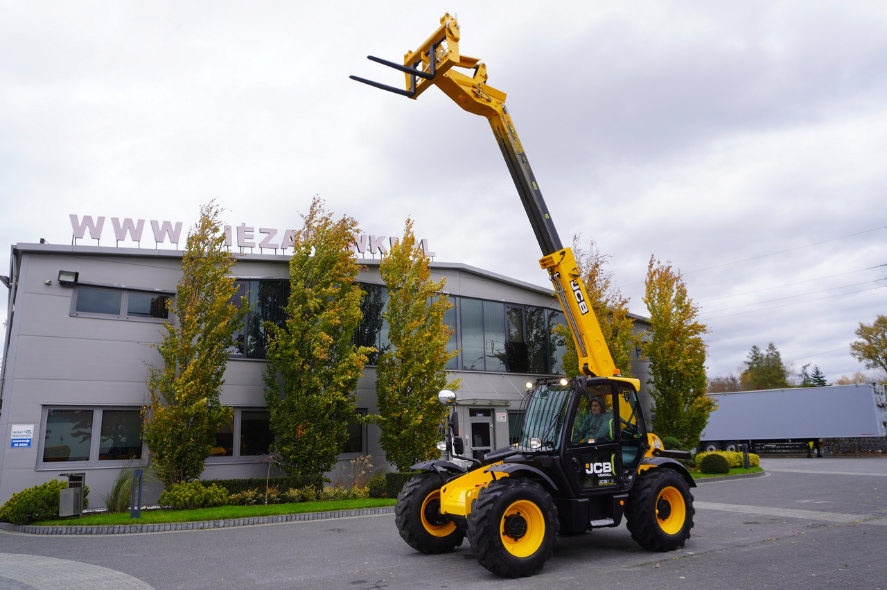 Chargeuse sur pneus télescopique JCB 531-70 / 900 MTH telescopic charger! / 3.1 T / 7 M: photos 7 Chargeuse sur pneus télescopique JCB 531-70 / 900 MTH telescopic charger! / 3.1 T / 7 M: photos 7