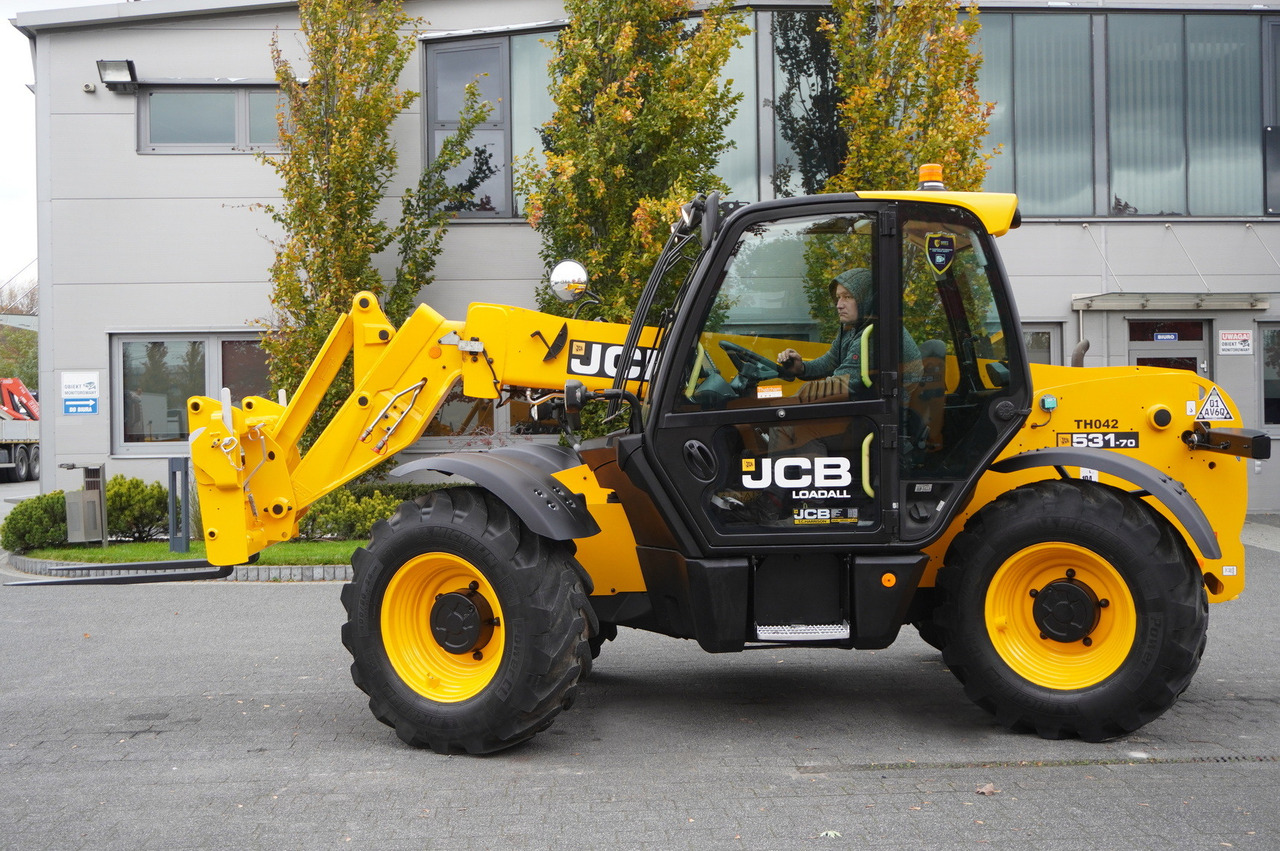 Chargeuse sur pneus télescopique JCB 531-70 / 900 MTH telescopic charger! / 3.1 T / 7 M: photos 14 Chargeuse sur pneus télescopique JCB 531-70 / 900 MTH telescopic charger! / 3.1 T / 7 M: photos 14