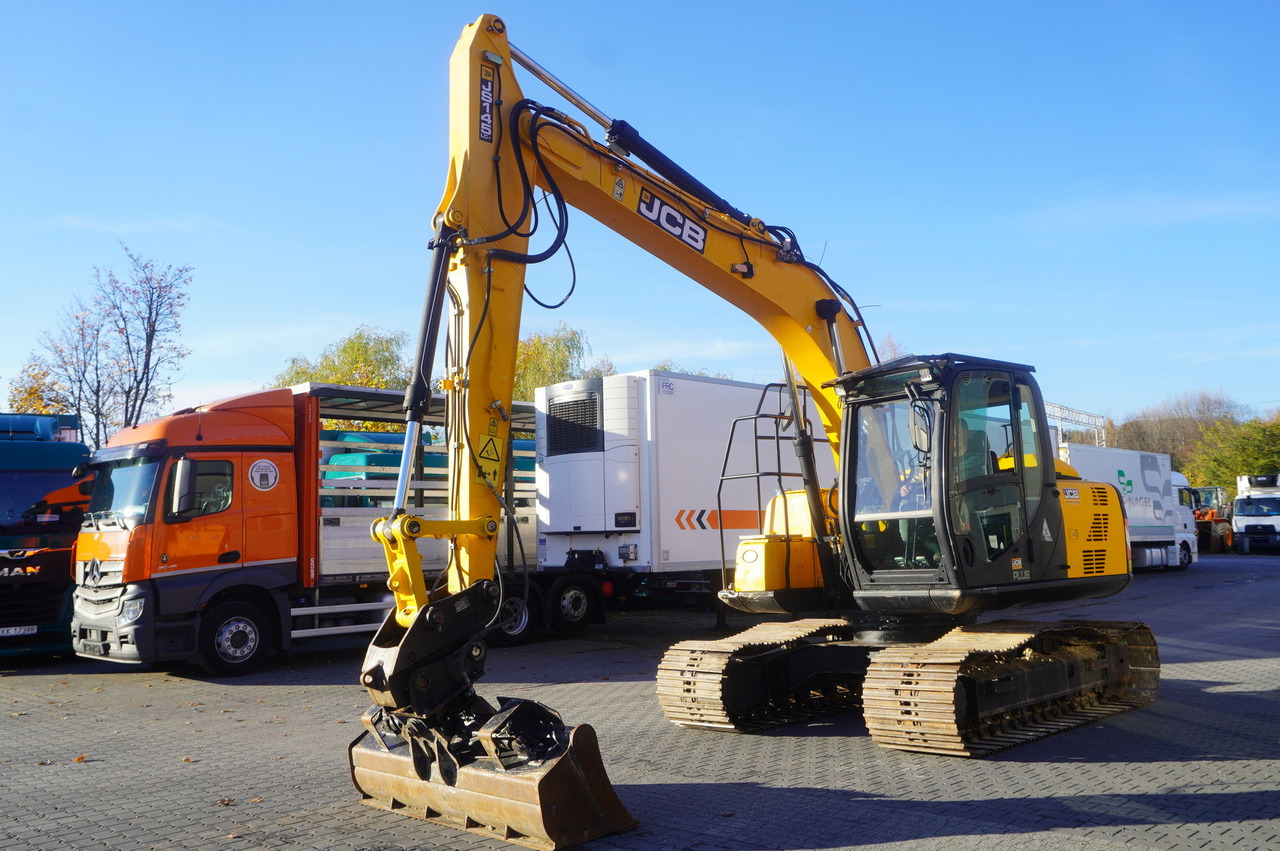 JCB JS 145LC crawler excavator / 4800 MTH - Pelle sur chenille: photos 4 JCB JS 145LC crawler excavator / 4800 MTH - Pelle sur chenille: photos 4