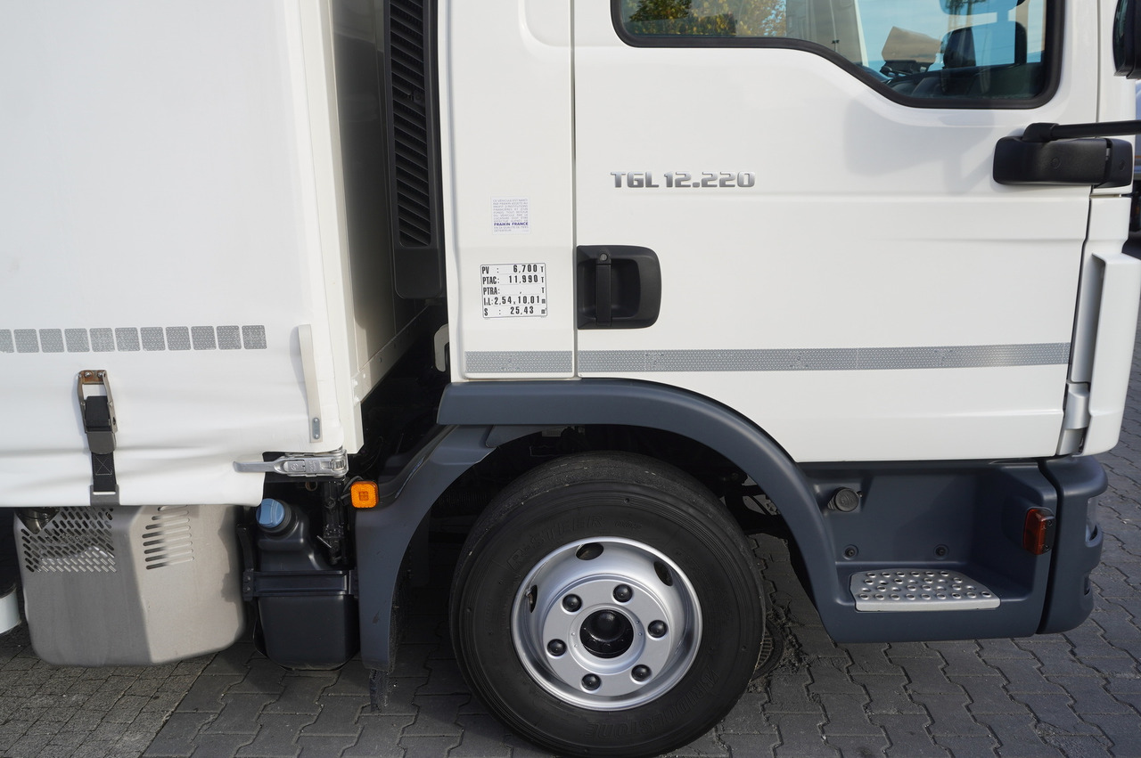 Camion à rideaux coulissants MAN TGL 12.220 / Curtainsider 19 EPAL / 140 tho. km: photos 17