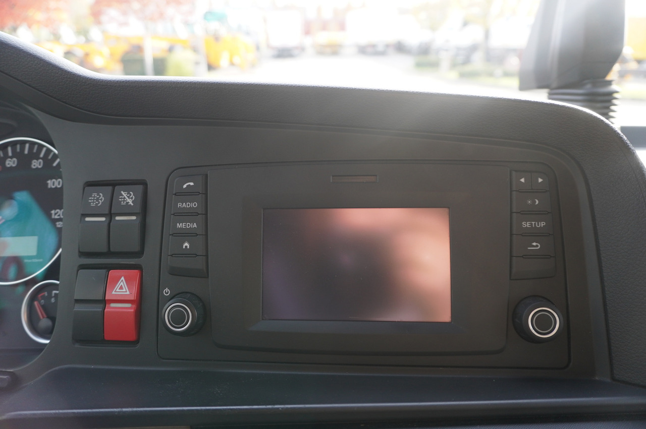 Camion à rideaux coulissants MAN TGL 12.220 / Curtainsider 19 EPAL / 140 tho. km: photos 27