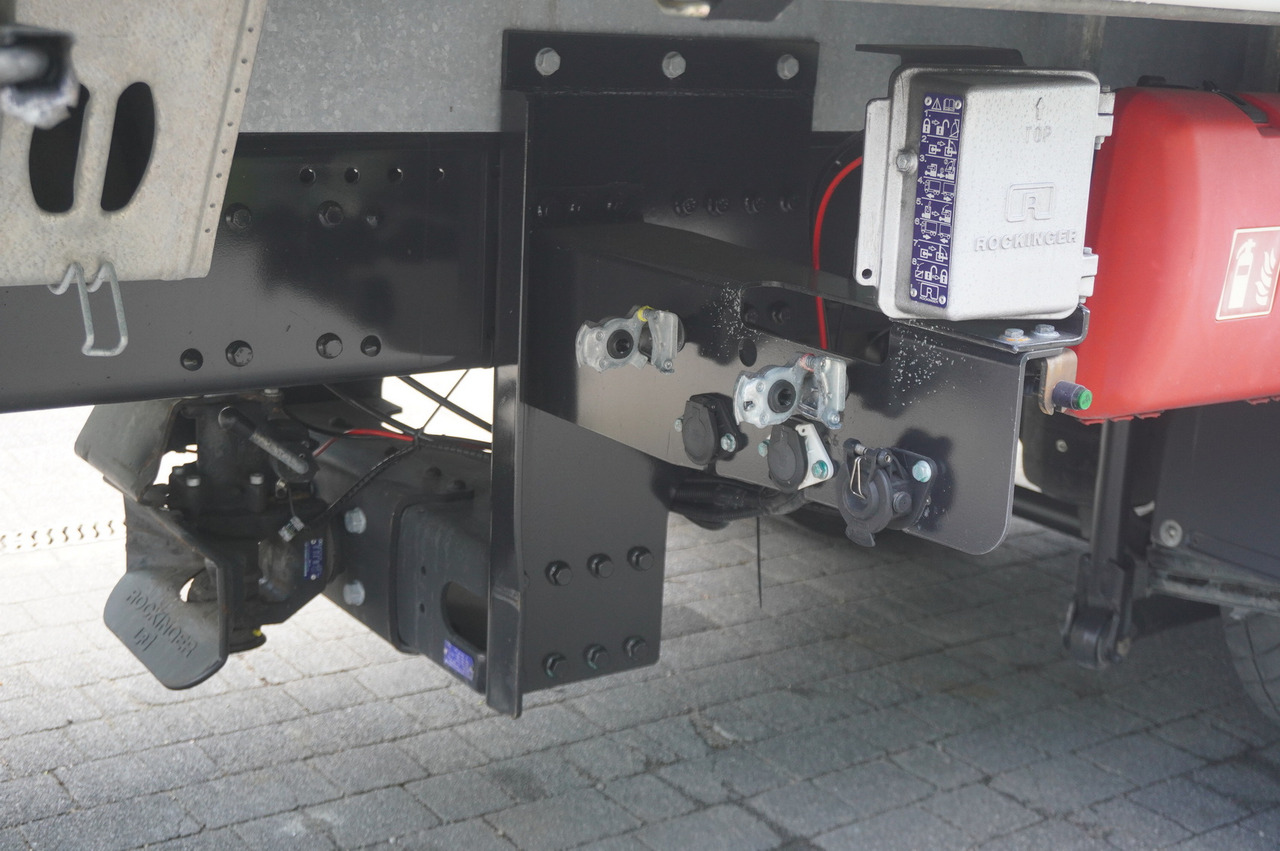 Camion à rideaux coulissants MAN TGS 18.440 / 19 EPAL curtainsider / Sleeper cab: photos 14 Camion à rideaux coulissants MAN TGS 18.440 / 19 EPAL curtainsider / Sleeper cab: photos 14