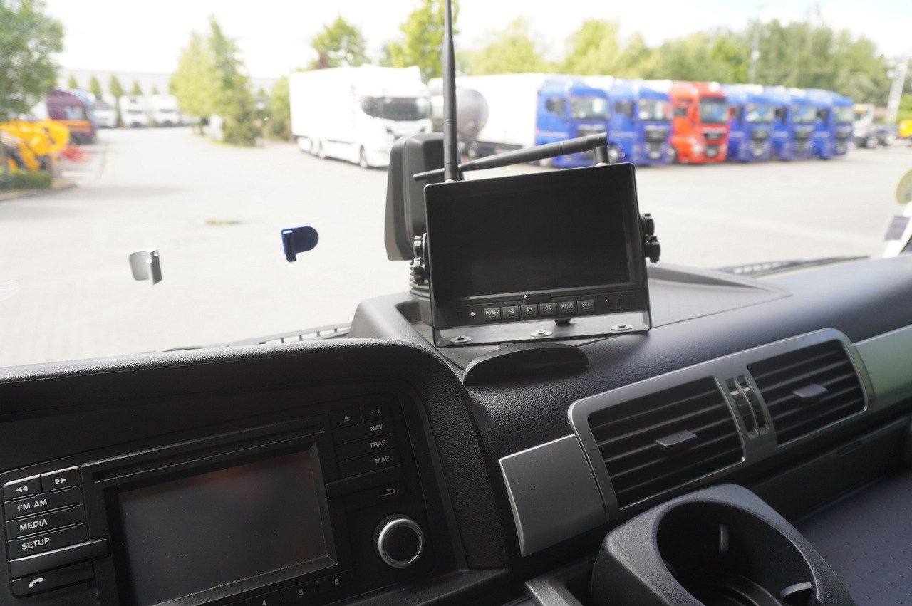 Camion à rideaux coulissants MAN TGS 18.440 / 19 EPAL curtainsider / Sleeper cab: photos 25 Camion à rideaux coulissants MAN TGS 18.440 / 19 EPAL curtainsider / Sleeper cab: photos 25