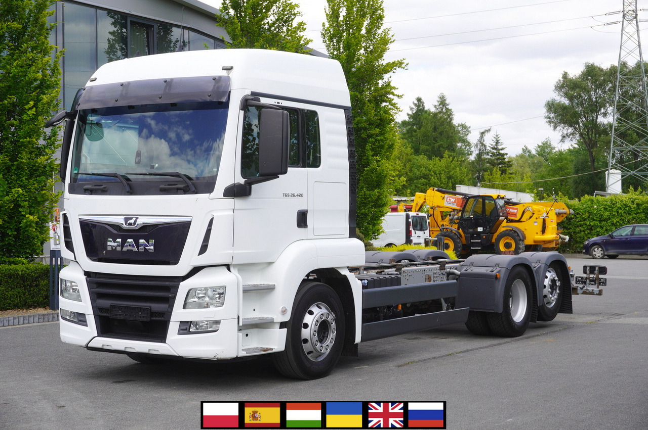 MAN TGS 26.420 / 7.5 m chassis / 14.5 t load cap. / Sleeping cab - Châssis cabine: photos 1 MAN TGS 26.420 / 7.5 m chassis / 14.5 t load cap. / Sleeping cab - Châssis cabine: photos 1