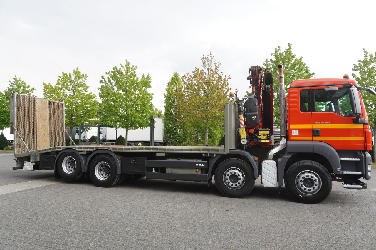 MAN TGS 35.360 E5 8x2 / FASSI F165 / 5.4 T cap. / 8.25 m reach - Camion grue: photos 3 MAN TGS 35.360 E5 8x2 / FASSI F165 / 5.4 T cap. / 8.25 m reach - Camion grue: photos 3