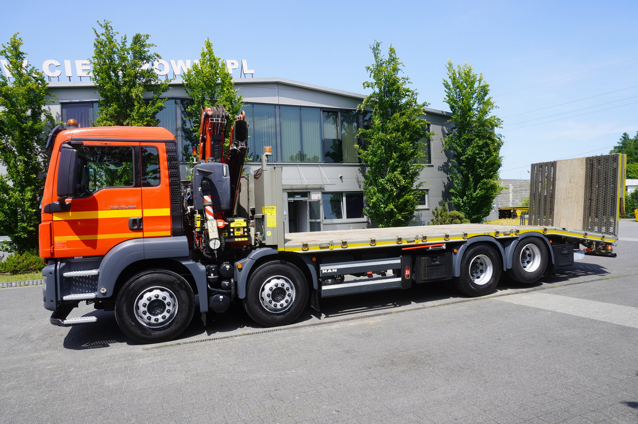 MAN TGS 35.360 E6 8x2 / FASSI F235 crane / 6.5 T cap. / 8.3 m reach - Camion grue: photos 4 MAN TGS 35.360 E6 8x2 / FASSI F235 crane / 6.5 T cap. / 8.3 m reach - Camion grue: photos 4
