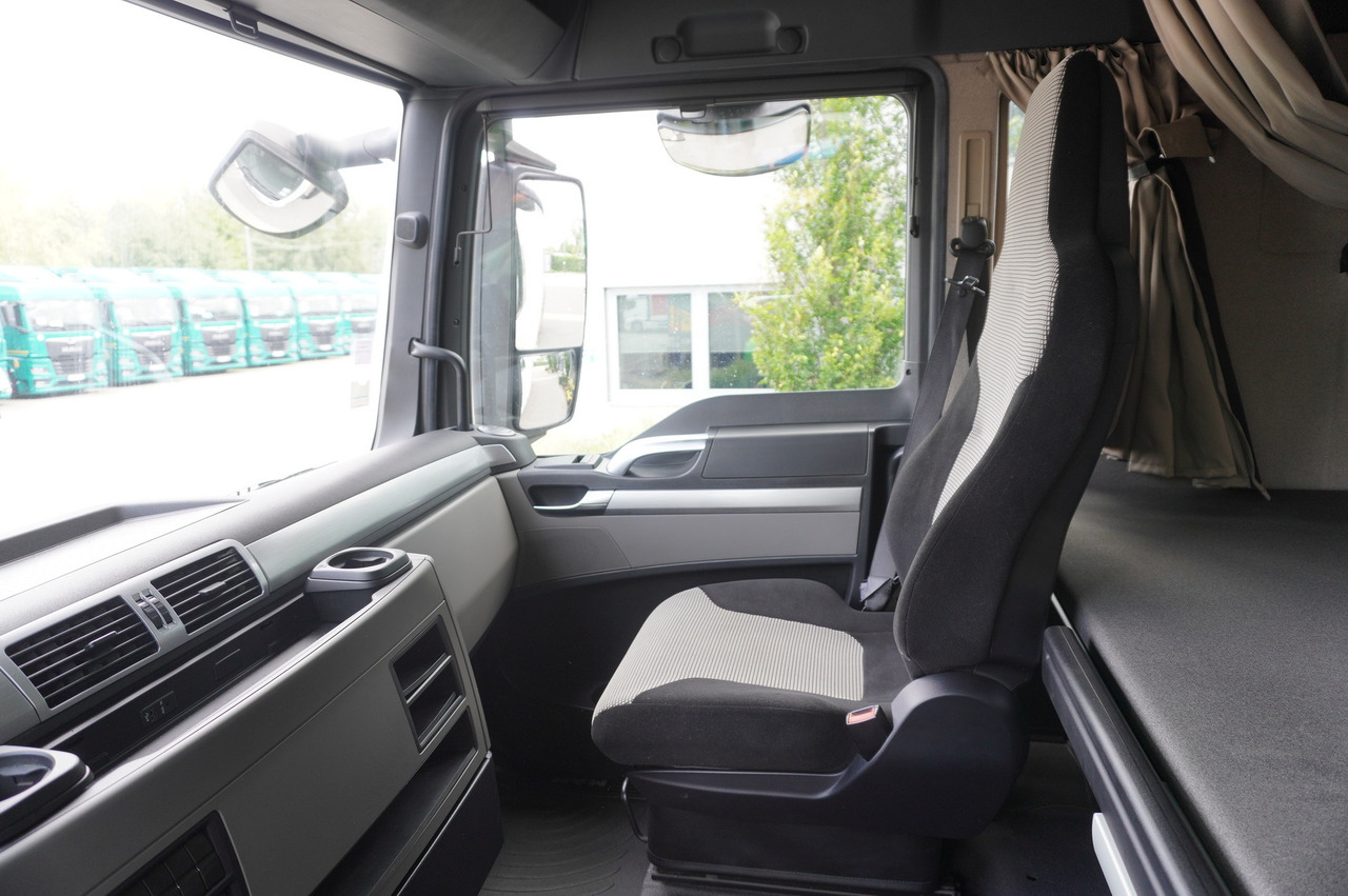 Camion à rideaux coulissants MAN TGX 18.430 / Curtainsider 18 EPAL / sleeping cab / 2021: photos 19