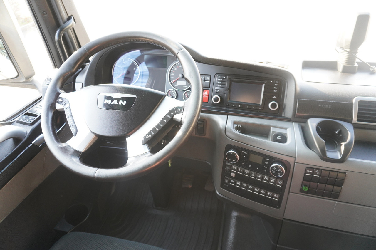 Camion frigorifique MAN TGX 26.480 / 6x2 / Igloocar refrigerator 18 pallets / Thermoking: photos 16