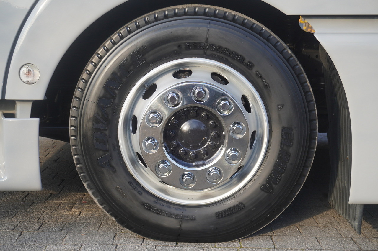 Camion frigorifique MAN TGX 26.480 / 6x2 / Igloocar refrigerator 18 pallets / Thermoking: photos 6