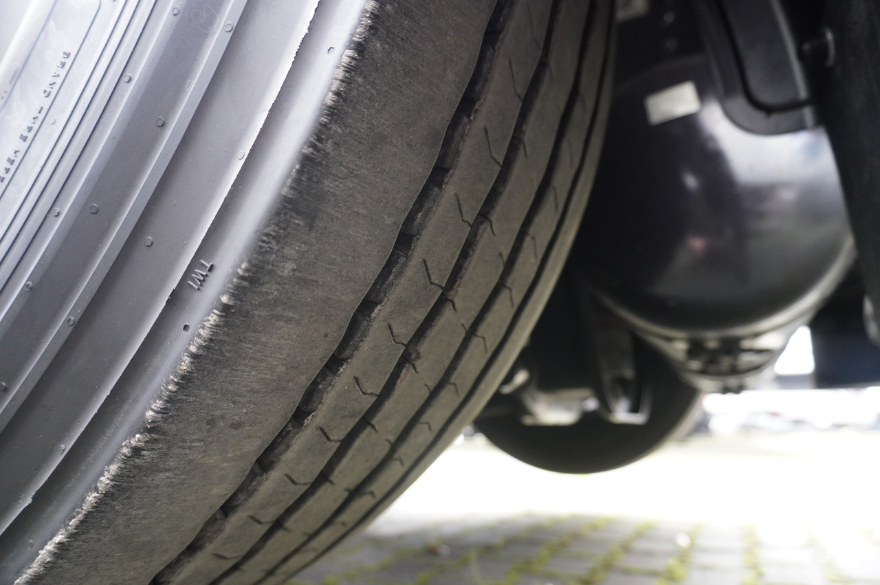 Camion frigorifique MAN TGX 26.480 / 6x2 / Igloocar refrigerator 18 pallets / Thermoking: photos 25