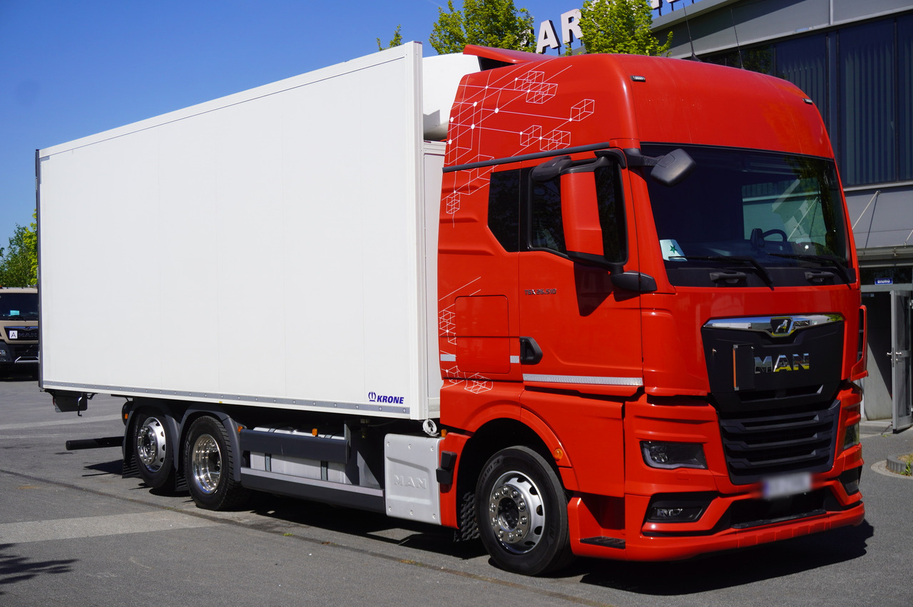 MAN TGX 26.510 / 2022 / New Krone refrigerator bitemperature / Dopplestock / Carrier Supra 1150 MT / 4 units - Camion frigorifique: photos 1 MAN TGX 26.510 / 2022 / New Krone refrigerator bitemperature / Dopplestock / Carrier Supra 1150 MT / 4 units - Camion frigorifique: photos 1