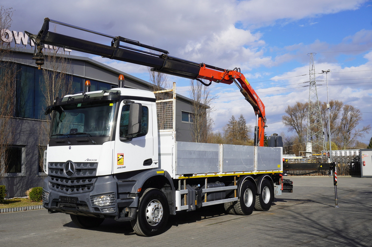 MERCEDES-BENZ AROCS 2636 Flatbed / HDS FASSI F175 7.7 T / 150,000 km - Camion grue: photos 1 MERCEDES-BENZ AROCS 2636 Flatbed / HDS FASSI F175 7.7 T / 150,000 km - Camion grue: photos 1