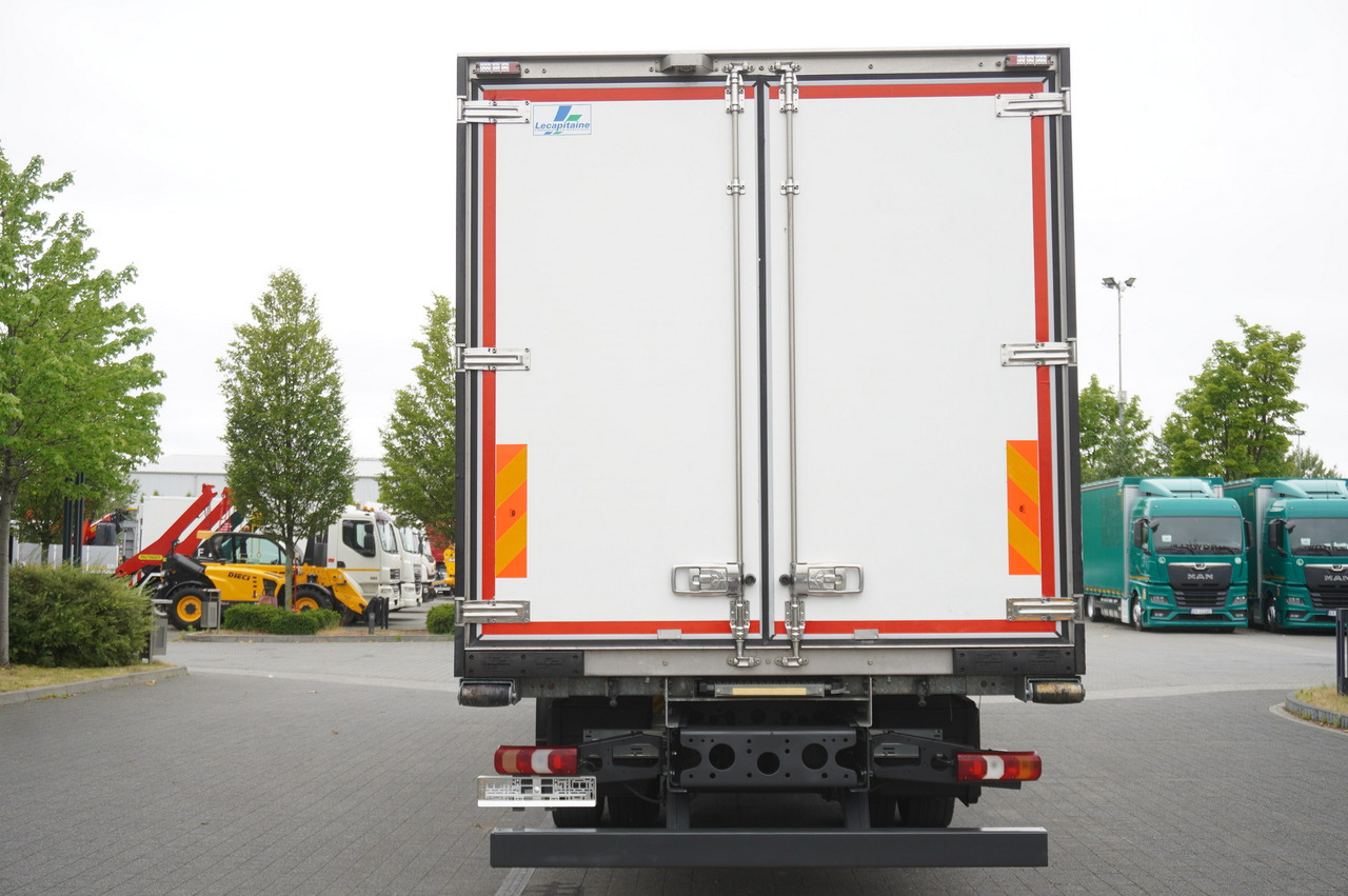 MERCEDES-BENZ Actros 1824 / Refrigerator 22 EPAL / Carrier Supra 950 / Sleeping cabin - Camion frigorifique: photos 4 MERCEDES-BENZ Actros 1824 / Refrigerator 22 EPAL / Carrier Supra 950 / Sleeping cabin - Camion frigorifique: photos 4