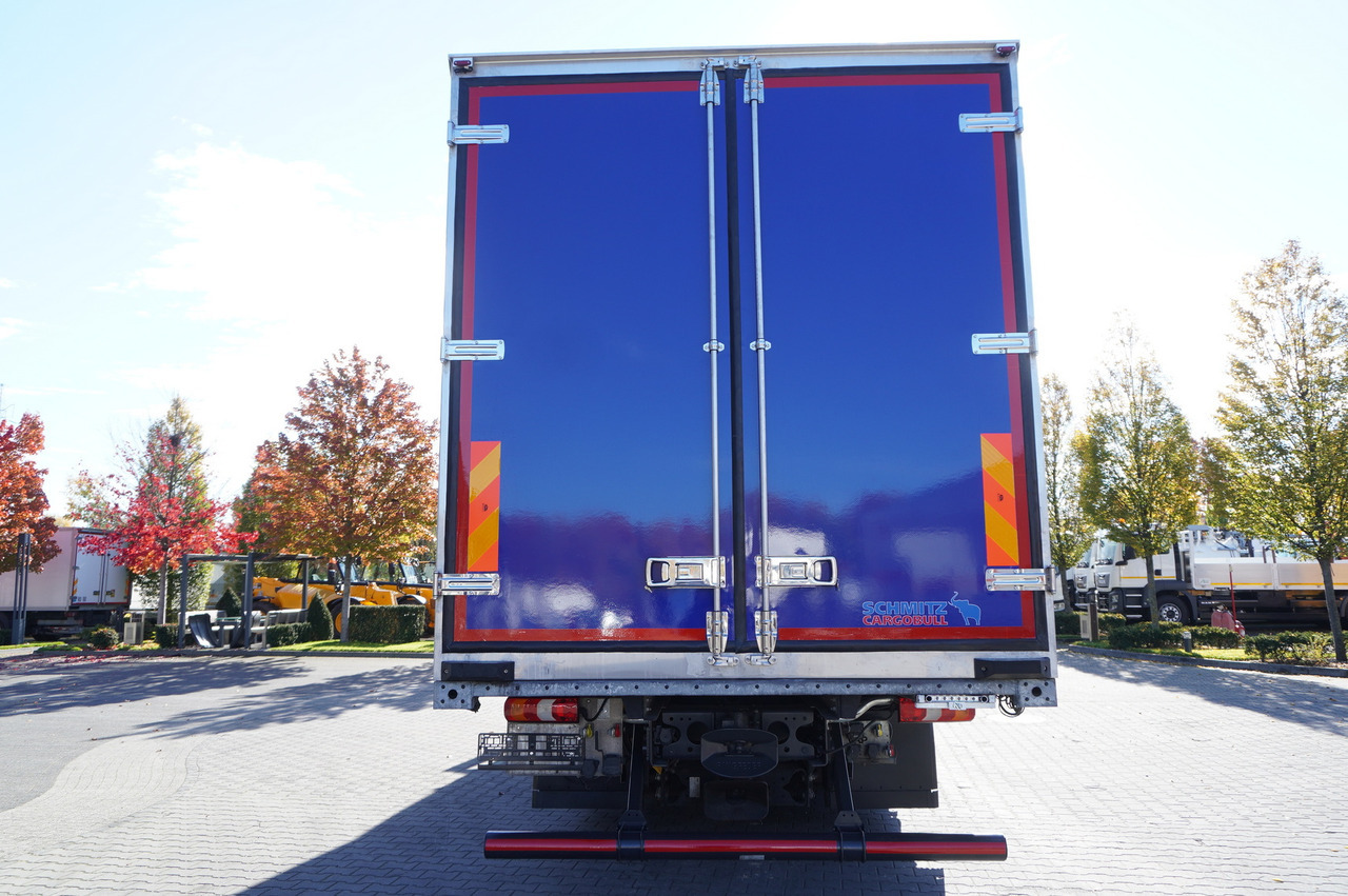 MERCEDES-BENZ Actros 2548 MP5 6×2 / Schmitz 19 EPAL refrigerator / 2023 - Camion frigorifique: photos 3 MERCEDES-BENZ Actros 2548 MP5 6×2 / Schmitz 19 EPAL refrigerator / 2023 - Camion frigorifique: photos 3