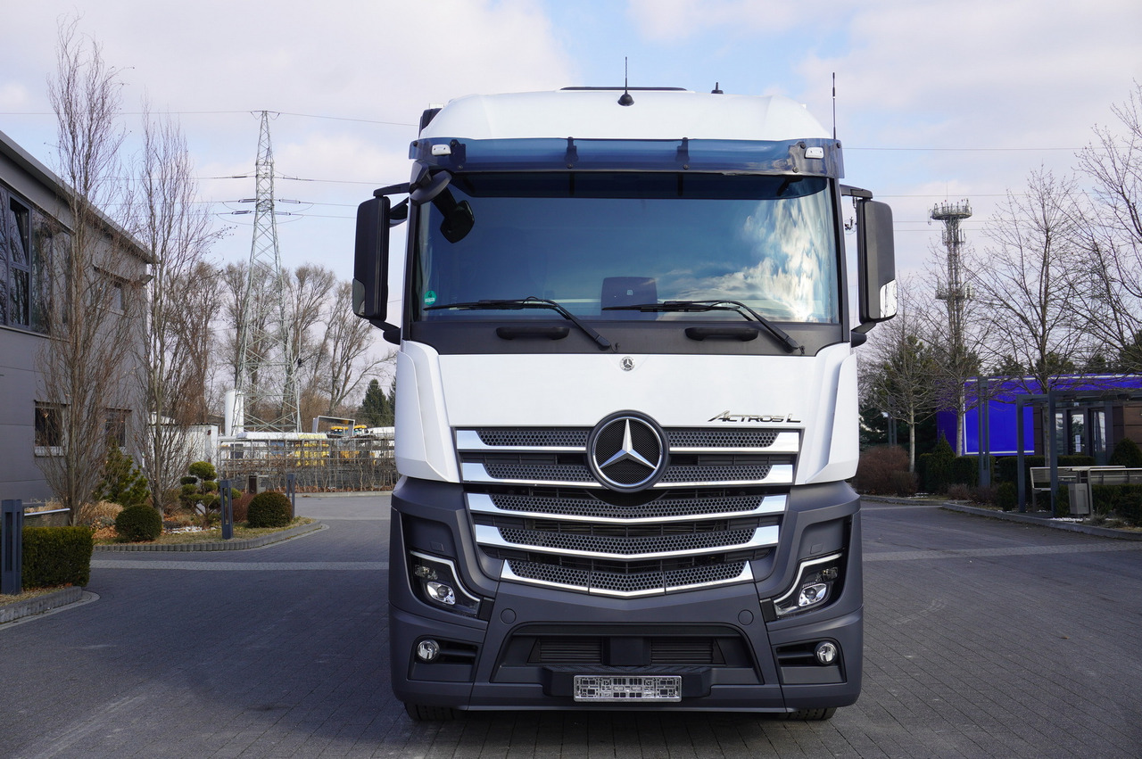MERCEDES-BENZ Actros L 2545 / NEW Lamberet refrigerator / 2023 / 140 tho. km - Camion frigorifique: photos 2 MERCEDES-BENZ Actros L 2545 / NEW Lamberet refrigerator / 2023 / 140 tho. km - Camion frigorifique: photos 2