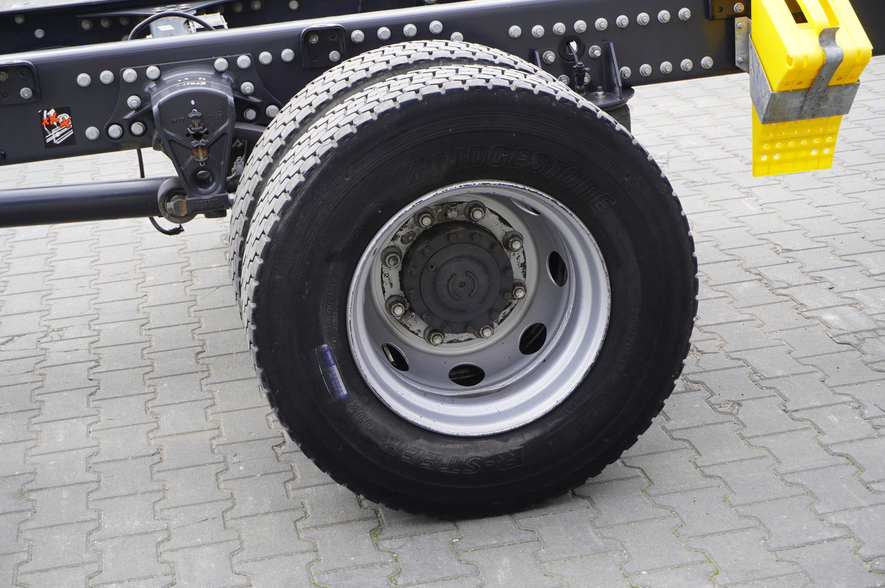 Châssis cabine RENAULT D16 / Chassis 7.1 m / Differential lock: photos 10