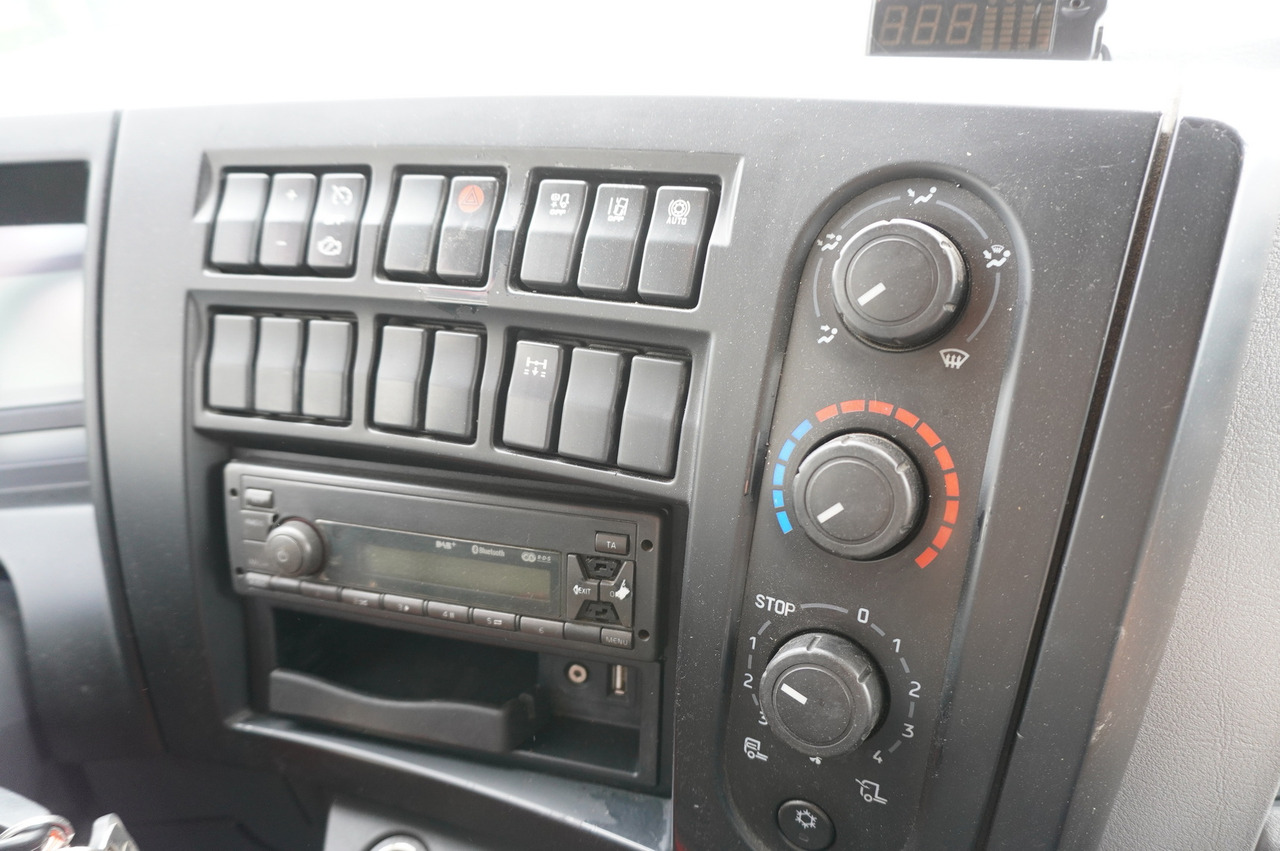 Châssis cabine RENAULT D16 / Chassis 7.1 m / Differential lock: photos 18