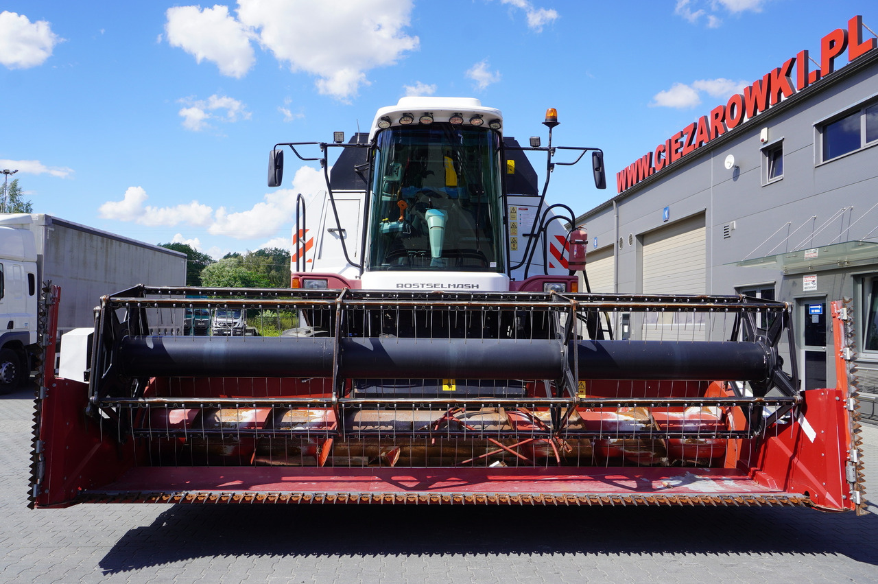 ROSTSELMASH VECTOR 425 RSM-101 grain harvester + Header 5 m + rapeseed harvesting extension / 2300 MTH - Moissonneuse-batteuse: photos 4 ROSTSELMASH VECTOR 425 RSM-101 grain harvester + Header 5 m + rapeseed harvesting extension / 2300 MTH - Moissonneuse-batteuse: photos 4