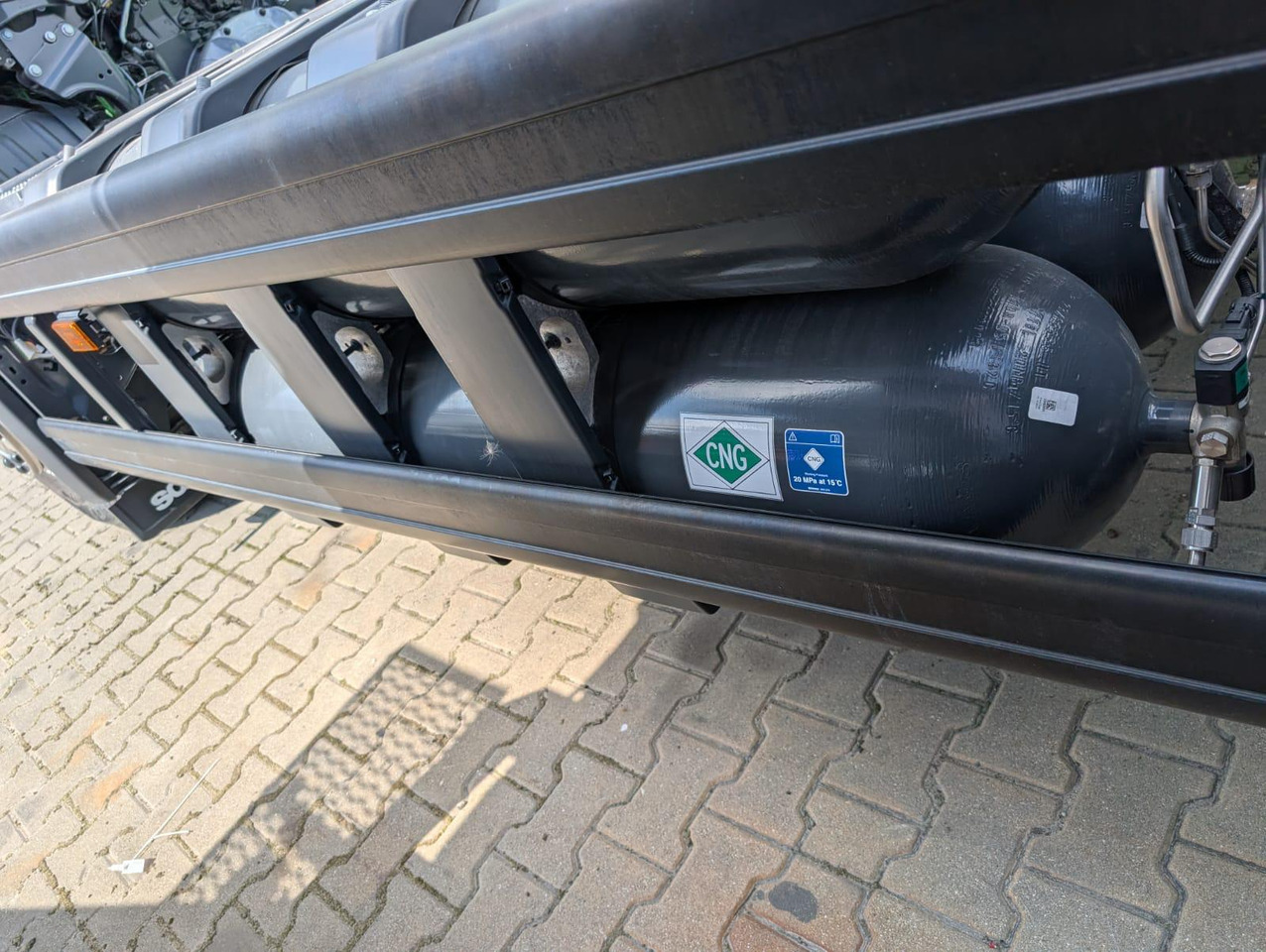 SCANIA P 340 B6x2*4NA / chassis frame / steering axle / CNG / large cab / 8 units en leasing occasion SCANIA P 340 B6x2*4NA / chassis frame / steering axle / CNG / large cab / 8 units: photos 11