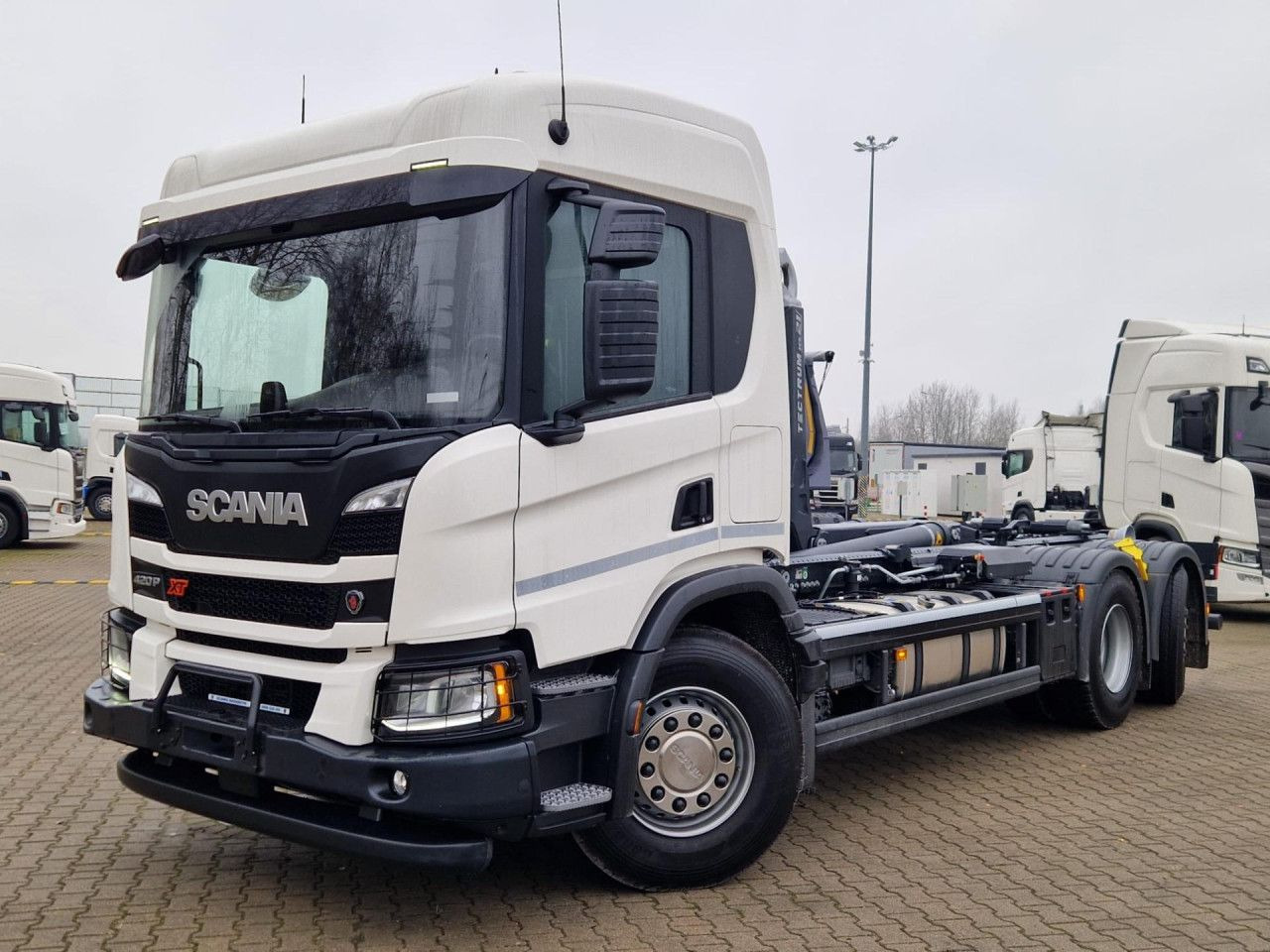 SCANIA P420 B6x2*4 / Meiller Kipper Tectrum RS 21 hooklift / 2025 / no mileage! - Camion ampliroll: photos 4 SCANIA P420 B6x2*4 / Meiller Kipper Tectrum RS 21 hooklift / 2025 / no mileage! - Camion ampliroll: photos 4