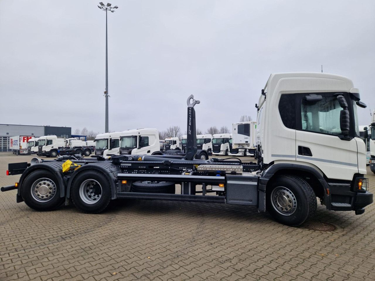 SCANIA P420 B6x2*4 / Meiller Kipper Tectrum RS 21 hooklift / 2025 / no mileage! - Camion ampliroll: photos 1 SCANIA P420 B6x2*4 / Meiller Kipper Tectrum RS 21 hooklift / 2025 / no mileage! - Camion ampliroll: photos 1