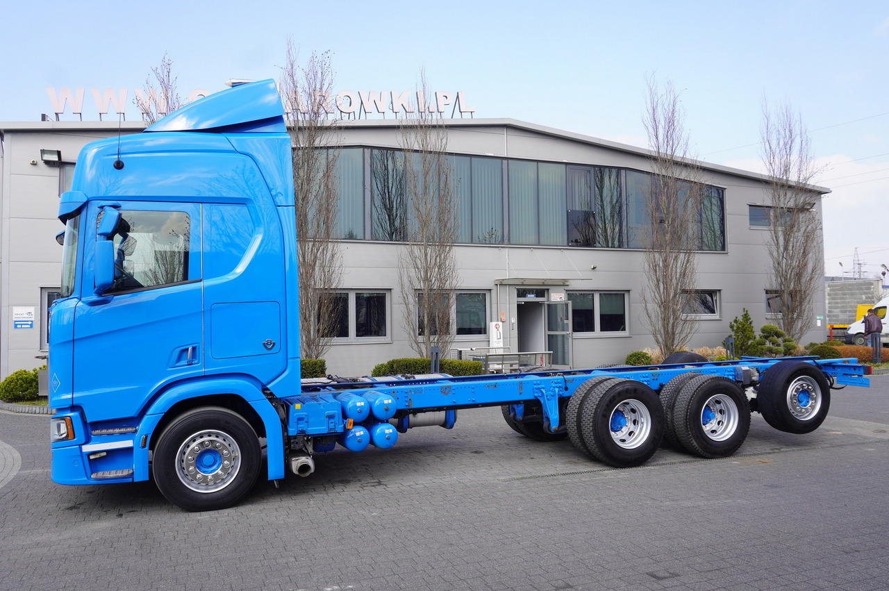SCANIA R650 V8 / 650 HP/ frame 8.8 m / steered 4th axle - Châssis cabine: photos 2 SCANIA R650 V8 / 650 HP/ frame 8.8 m / steered 4th axle - Châssis cabine: photos 2
