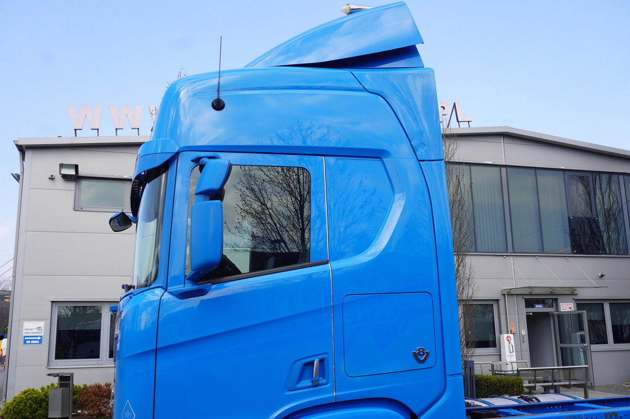 Châssis cabine SCANIA R650 V8 / 650 HP/ frame 8.8 m / steered 4th axle: photos 12
